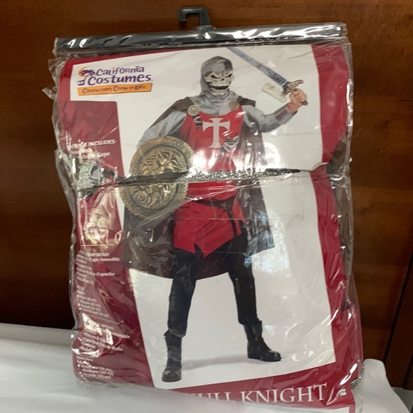 California Costumes Costumes California Costumes Skull Knight — free download